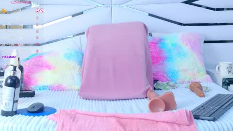 Iris online show from 8, 3, 2025