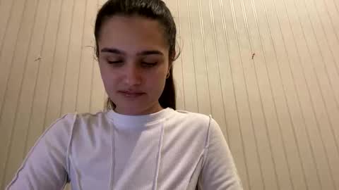 irisss31 online show from 8, 1, 2025