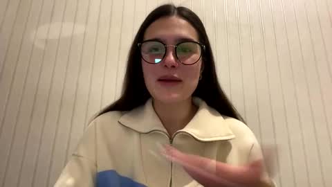 irisss31 online show from 22, 2, 2025