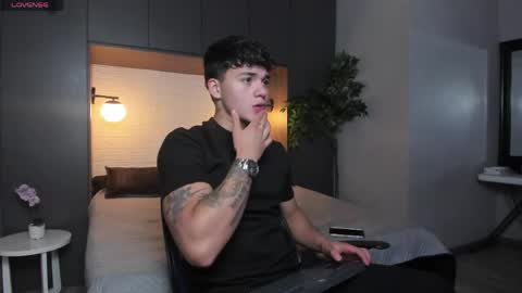 Iron Tous online show from 26, 4, 2026