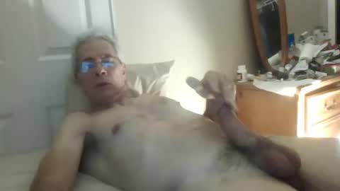 Snapshot of irrintzi60 chatting on 4, 12, 2025 irrintzi60 online show from 4, 12, 2025
