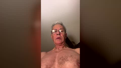 Snapshot of irrintzi60 chatting on 5, 2, 2026 irrintzi60 online show from 5, 2, 2026