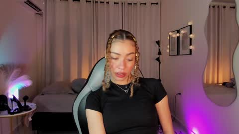 isa_____ online show from 17, 1, 2025