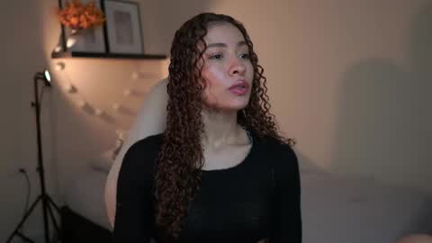 Snapshot of isa_____ chatting on 11, 2, 2026 isa_____ online show from 11, 2, 2026