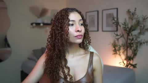 Snapshot of isa_____ chatting on 9, 3, 2026 isa_____ online show from 9, 3, 2026