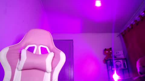 Isabella online show from 17, 6, 2026
