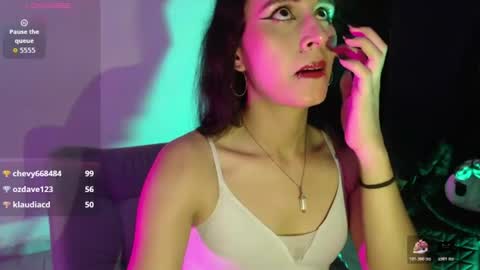 Isabella Hall online show from 4, 8, 2026