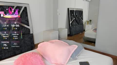 oIssaJonneso online show from 18, 9, 2025