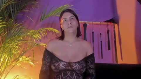 Isabella online show from 23, 4, 2026