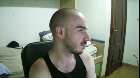 Snapshot of isaac99c chatting on 8, 3, 2025 Isaac99c online show from 8, 3, 2025