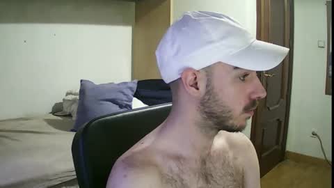 Snapshot of isaac99c chatting on 11, 3, 2025 Isaac99c online show from 11, 3, 2025