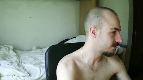 Snapshot of isaac99c chatting on 5, 10, 2025 Isaac99c online show from 5, 10, 2025