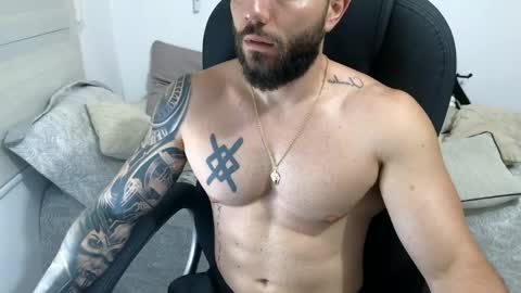 Snapshot of isaac_carter chatting on 6, 5, 2026 Isaac carter online show from 6, 5, 2026