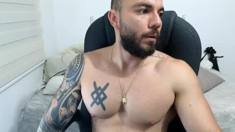 Snapshot of isaac_carter chatting on 27, 5, 2026 Isaac carter online show from 27, 5, 2026