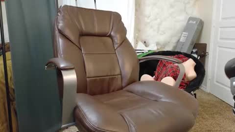 isaac online show from 20, 10, 2025