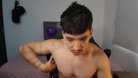 muscle isaac online show from 8, 6, 2026