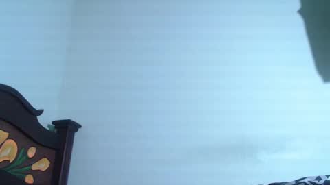 isaac online show from 19, 1, 2025