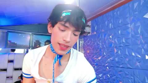 isaacnova online show from 29, 4, 2026