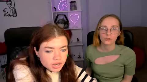 Snapshot of isabel_wave chatting on 10, 11, 2025 isabel online show from 10, 11, 2025