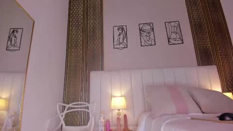 isabela__x online show from 27, 7, 2026