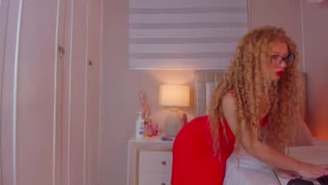 isabela__x online show from 28, 7, 2026