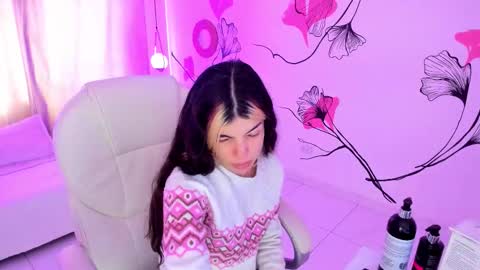 Snapshot of isabela_fiorelli chatting on 10, 11, 2025 isabela_fiorelli online show from 10, 11, 2025