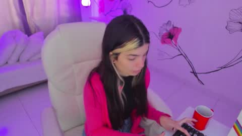 Snapshot of isabela_fiorelli chatting on 22, 11, 2025 isabela_fiorelli online show from 22, 11, 2025
