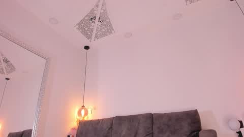 Isabela online show from 21, 10, 2025