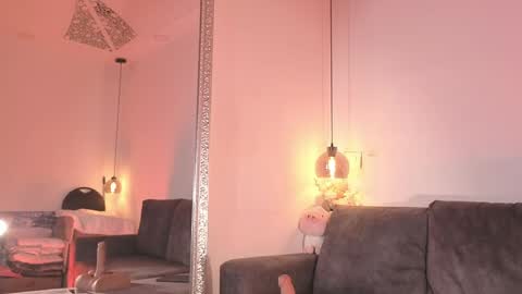 Isabela online show from 7, 4, 2026