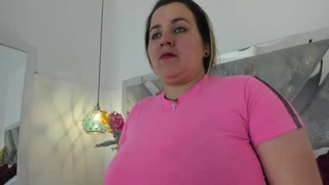 Mommy Isa online show from 25, 7, 2026