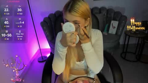 Snapshot of isabela_romano chatting on 15, 10, 2025 isabela romano online show from 15, 10, 2025