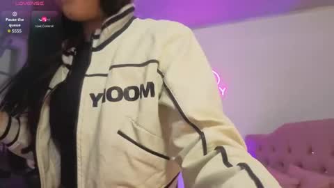 ISABELA  online show from 23, 4, 2026