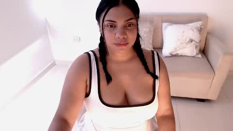 isabelateran online show from 29, 4, 2026