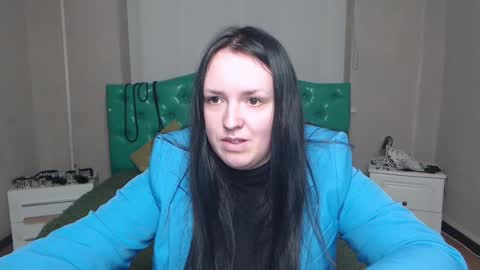 IsabelBlackberry online show from 15, 12, 2024