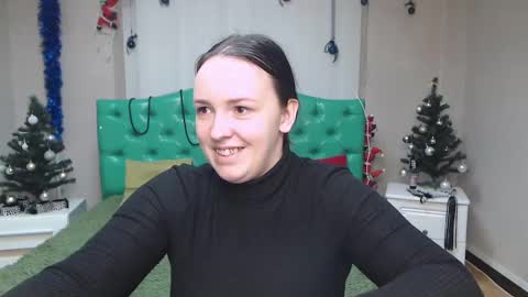 IsabelBlackberry online show from 5, 1, 2025