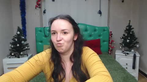 IsabelBlackberry online show from 6, 1, 2025