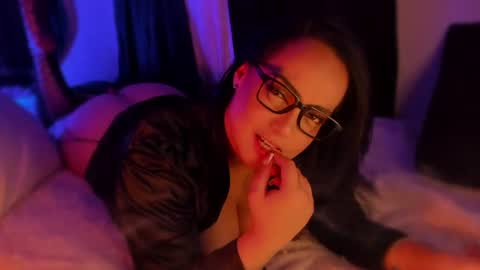 isabella online show from 11, 7, 2026