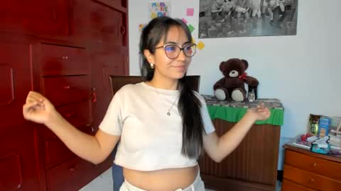 Isabella22 1 online show from 16, 1, 2025