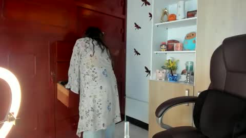 Isabella22 1 online show from 8, 1, 2026