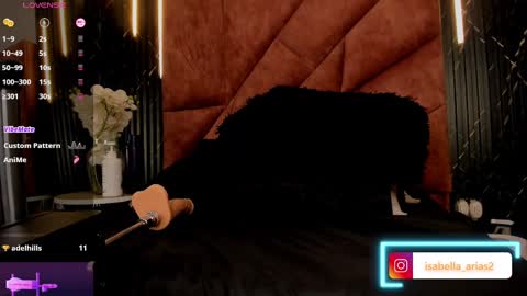 Isabella Arias online show from 13, 2, 2025