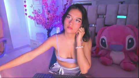 isabella_castillo_ online show from 10, 3, 2026