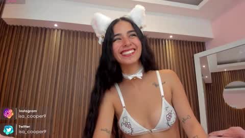 Isabella Cooper online show from 16, 1, 2025