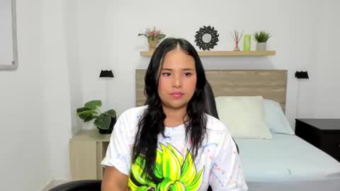 Isabel florez online show from 25, 1, 2025