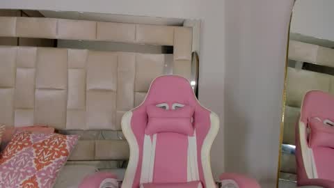 isabella_gomez11 online show from 2, 3, 2025