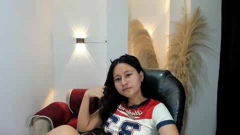 Isabella online show from 6, 5, 2026