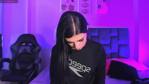 Isabella Moon9 online show from 24, 4, 2026