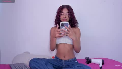 isabella online show from 17, 1, 2025