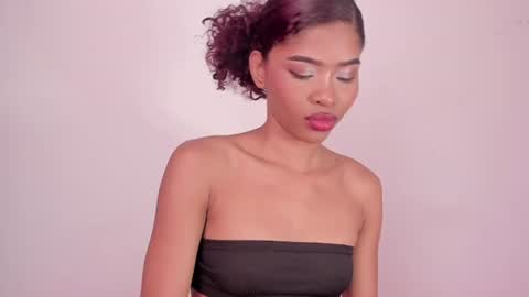 isabella online show from 25, 1, 2025