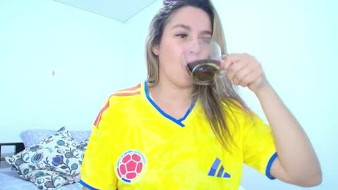 isabellaa_smith03 online show from 23, 6, 2026