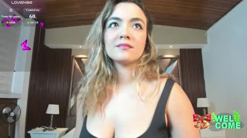 Isabella  Everyday From 0530 to 1430 Col Time online show from 30, 3, 2026